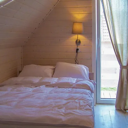 Two-bedroom Holiday In 펜션